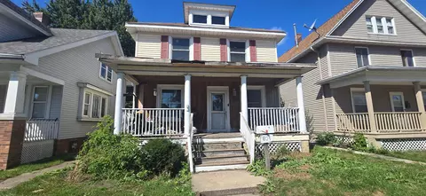 904 Grove, Racine, WI 53405