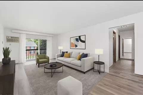 1270 Wisconsin #210A, Lake Geneva, WI 53147