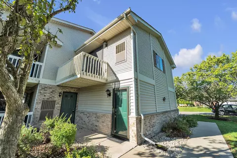 7106 98th #I, Kenosha, WI 53142