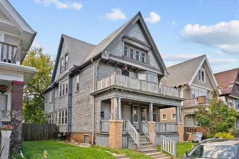 2223 N 17th #2225, Milwaukee, WI 53205