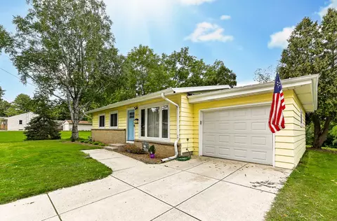 5619 Exeter, Greendale, WI 53129