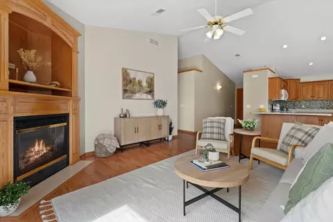 924 Prairie #7, Kewaskum, WI 53040