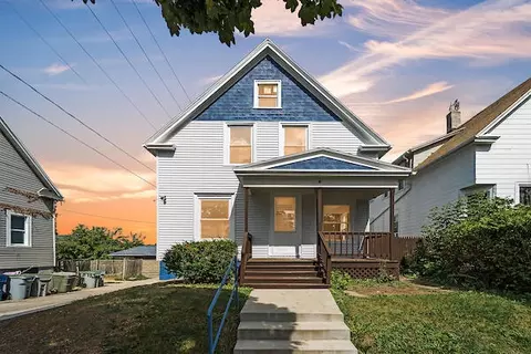 2416 W Lapham, Milwaukee, WI 53204