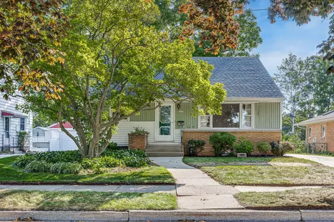 2523 Henry, Sheboygan, WI 53081