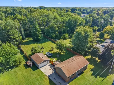 n1120 Spruce Road, Bloomfield, WI 53128