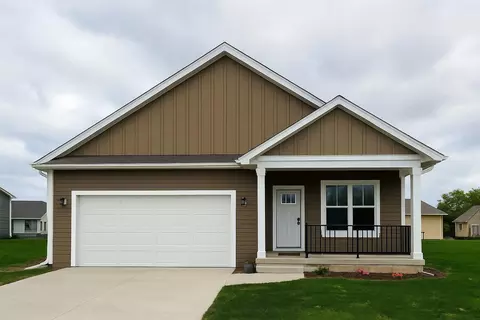 1441 Center, Hartford, WI 53027