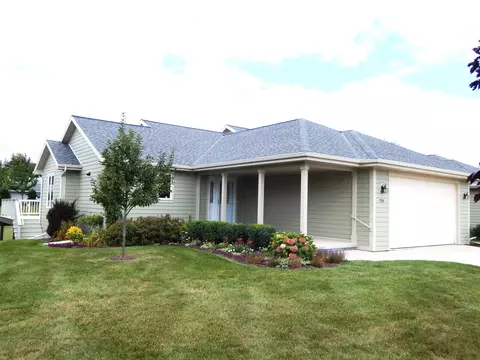 916 Hawthorne, Manitowoc, WI 54220