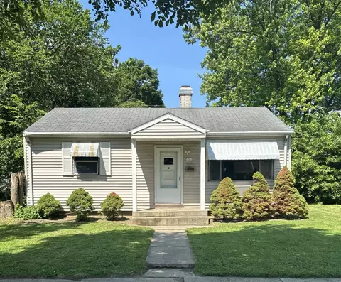 5261 N 68th, Milwaukee, WI 53218