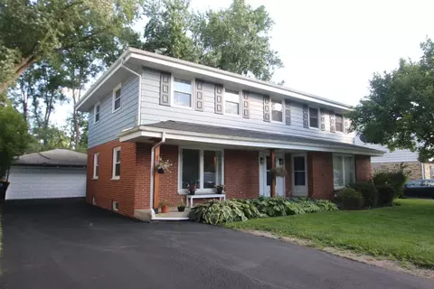 11907 W Diane, Wauwatosa, WI 53226