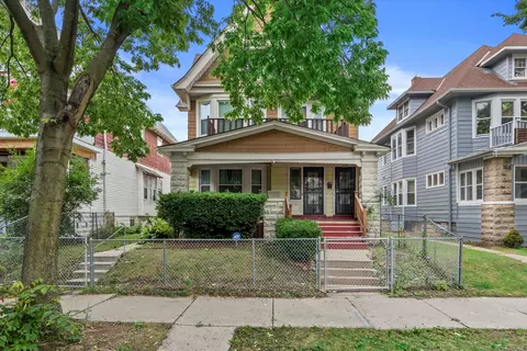 2413 N 40th, Milwaukee, WI 53210