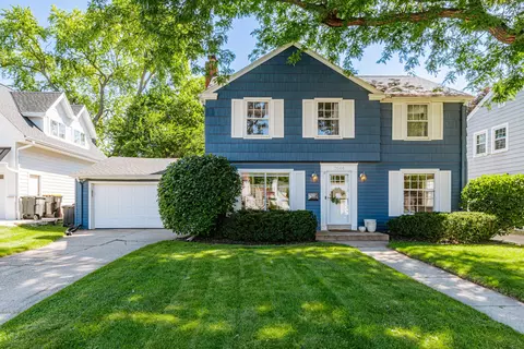 2544 N 93rd, Wauwatosa, WI 53226