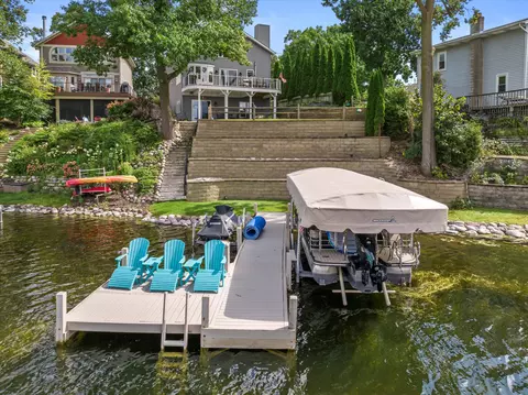 w349n5389 Road B, Oconomowoc, WI 53069