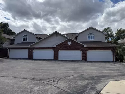 7913 S Scepter #8, Franklin, WI 53132