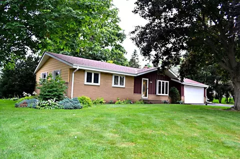 16675 W Harmony, New Berlin, WI 53151