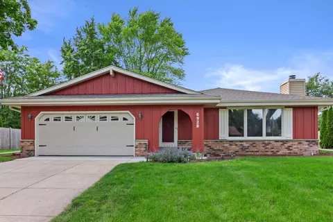 6928 W Imperial, Franklin, WI 53132