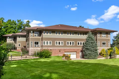 415 Wells #808, Lake Geneva, WI 53147