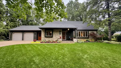 218 E Willow, Fox Point, WI 53217