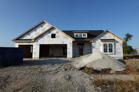 1754 Switchgrass, Oconomowoc, WI 53066