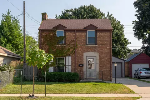2513 Bate, Racine, WI 53403