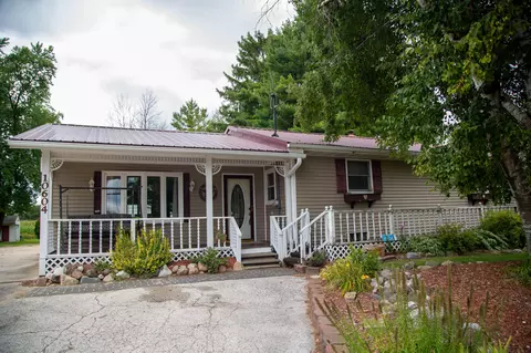 10604 State Highway 42, Meeme, WI 53063