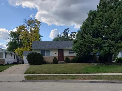 1772 18th, Kenosha, WI 53140