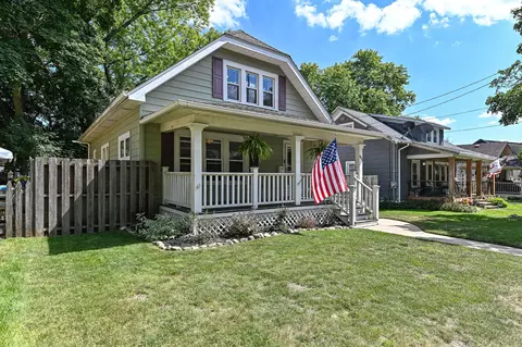 851 Perkins, Waukesha, WI 53186