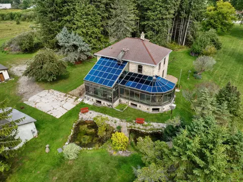 1750 Mirro, Manitowoc, WI 54220