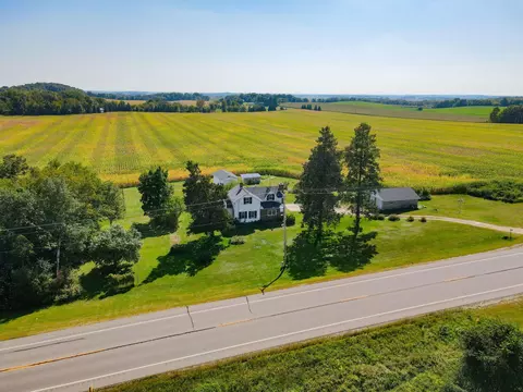 w3551 Wisconsin 106, Hebron, WI 53538