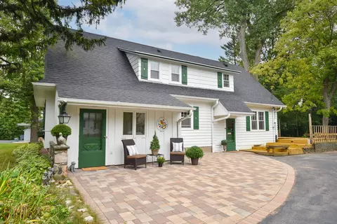 802 E Dean, Fox Point, WI 53217