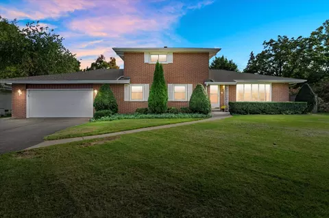 5535 Sandy, Mount Pleasant, WI 53406