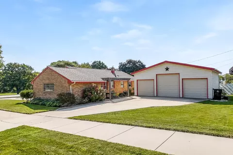 5803 S S Lk, Cudahy, WI 53110