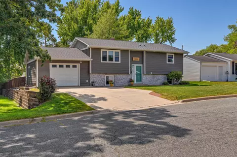 1028 Well, Onalaska, WI 54650
