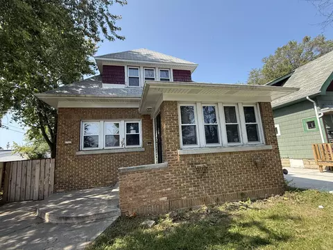 2721 N 59th #2721A, Milwaukee, WI 53210