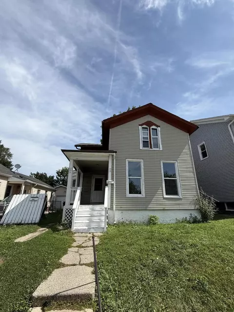 1219 Franklin, Racine, WI 53403
