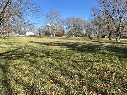 Lt1 Church, Sharon, WI 53585