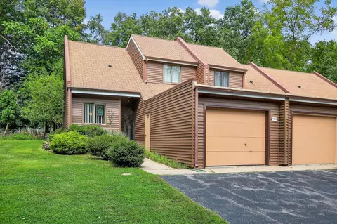 1710 Stone #4, Delavan, WI 53115
