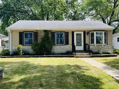 1202 S 107th, West Allis, WI 53214