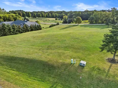 6601 Foxtail, Burlington, WI 53105