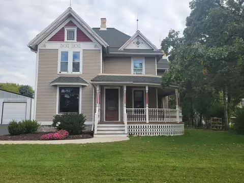 w198 County Road D, Spring Prairie, WI 53105