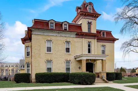 311 S Washington, Watertown, WI 53094