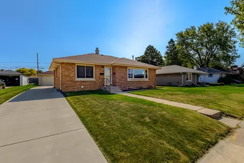 5616 S Kirkwood, Cudahy, WI 53110