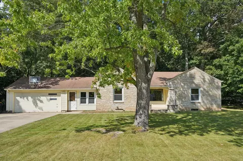12206 W Vliet, Wauwatosa, WI 53226