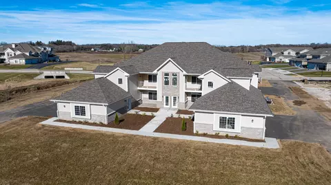 1629 Grey Fox #C, Mukwonago, WI 53149