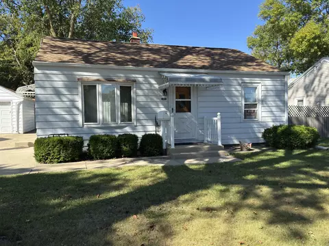 2909 S 68th, Milwaukee, WI 53219
