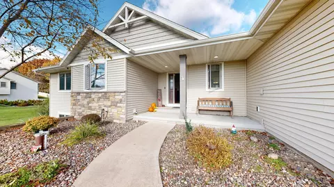 W7954 Country, Holland, WI 54636