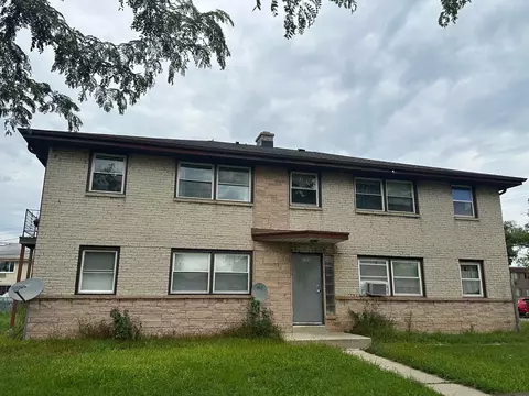 2300 W Layton, Milwaukee, WI 53221