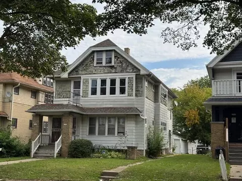 2760 N 51st #2762, Milwaukee, WI 53210
