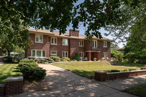 229 17th, La Crosse, WI 54601