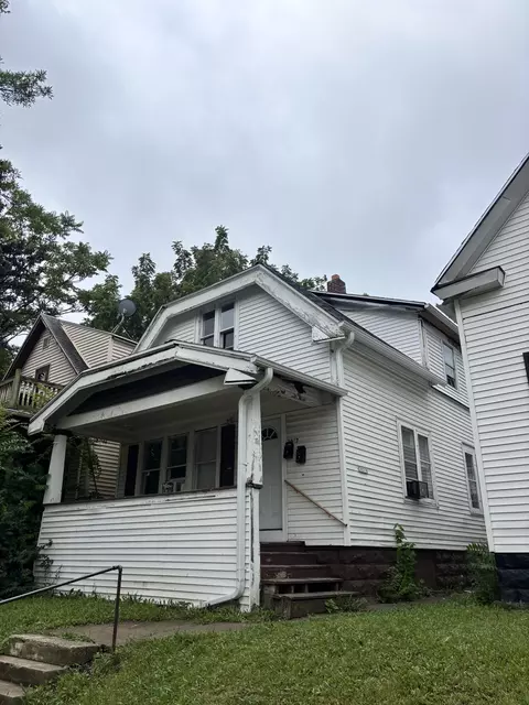 2057 N 32nd #2057A, Milwaukee, WI 53208