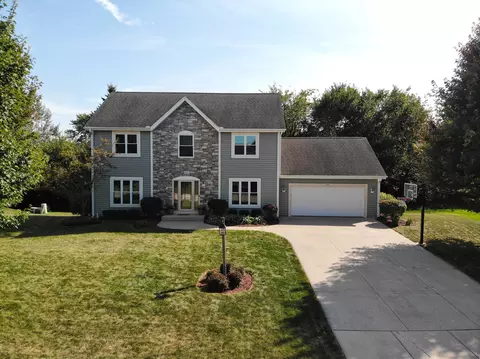 3091 W Yorkshire, Franklin, WI 53132